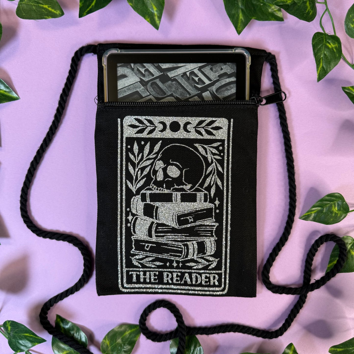 The Reader | Twisted Rope Bag | White Glitter Vinyl