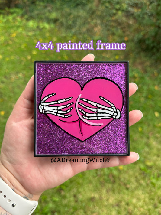 Skeleton Booty Heart 4x4 Glass Painting